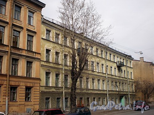 12-я Красноармейская ул., д. 11. Фасад здания. Фото апрель 2009 г.
