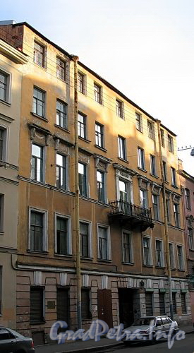 Гражданская ул., д. 8. Фасад здания. Фото август 2009 г.