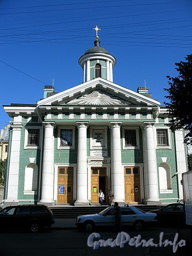 Бол. Конюшенная ул., д. 8, лит. А. Финская церковь св. Марии. Фасад здания. Фото июль 2009 г.