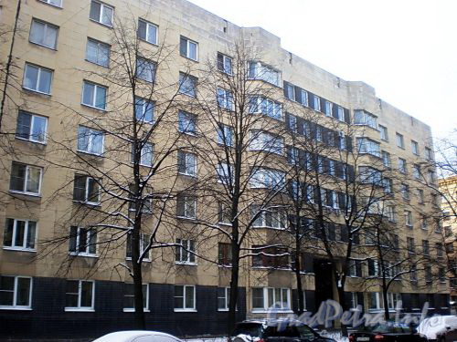 Одесская ул., д. 2. Жилой дом. Фрагмент фасада. Фото февраль 2009 г.