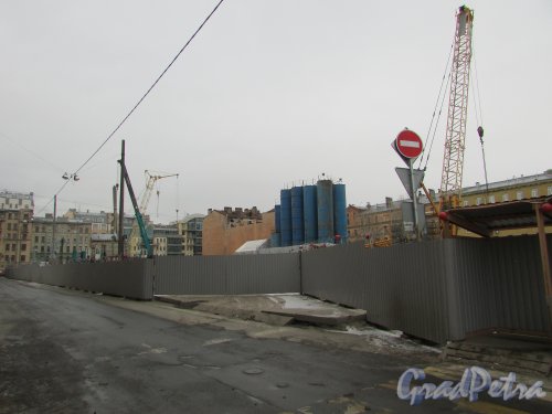 Тележная улица, дом 17-19, литера А. Общий вид участка после сноса здания со стороны Кременчугской улицы. Фото 2 марта 2019 года.