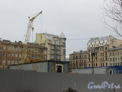 Тележная улица, дом 13, корпус 2, литера А. Вид на ЖК «Александр Невский» до строительства жилого дома. Фото 2 марта 2019 года.