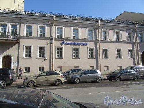 Гагаринская ул., д. 4. Доходный дом, 1878, П.Ю. Сюзор. Общий вид фасада по Гагаринской ул. фото апрель 2018 г. 