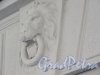Ул. Восстания, д. 44. Гостиница «Demetra Art Hotel».Замковый камень на входом. фото июнь 2018 г.