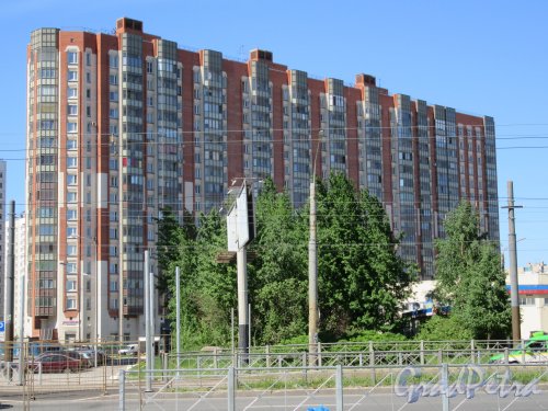 улица Бадаева, дом 6, корпус 1, литера А. Жилой дом. Общий вид фасада. фото май 2018 г.