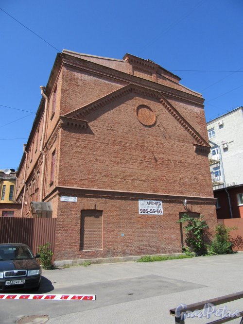 Новгородская ул., д. 12, корп. Б. Нежилое здание. Боковой фасад. фото июль 2018 г.