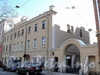 Фурштатская ул., д. 21. Общий вид здания. Фото май 2010 г.