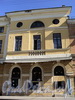 Ул. Якубовича, д. 12. Здание Главного почтамта. Фрагмент фасада здания. Фото июнь 2010 г.