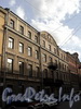 Галерная ул., д. 20 (левая часть). Фасад здания. Фото июнь 2010 г.