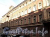 Галерная ул., д. 20 (правая часть). Фрагмент фасада. Фото июнь 2010 г.
