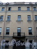 Галерная ул., д. 73. Фрагмент фасада. Фото июнь 2010 г.