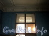 Захарьевская ул., д. 23. Доходный дом Л. И. Нежинской. Стены парадной, оформленные в египетском стиле. Фото июль 2010 г.