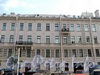 Захарьевская ул., д. 25. Фрагмент фасада. Фото июль 2010 г.