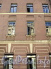 Захарьевская ул., д. 37. Фрагмент фасада. Фото июль 2010 г.