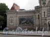 Кирочная ул., д. 43. Здание музея А.В. Суворова. Левое крыло здания и мозаичное панно «Переход Суворова через Альпы». Фото сентябрь 2010 г.