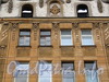 Гангутская ул., д. 16. Фрагмент фасада. Фото сентябрь 2010 г.