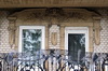 Гангутская ул., д. 16. Элементы художественного оформления балкона. Фото сентябрь 2010 г.