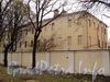 Ул. Смольного, д. 4. Главное здание. Фрагмент фасада по Смольной набережной. Фото 23 октября 2010 г.