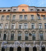 Верейская ул., д. 30-32. Фрагмент фасада. Фото август 2010 г.