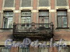 Верейская ул., д. 33. Балкон. Фото май 2010 г.
