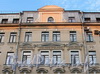 Верейская ул., д. 30-32. Фрагмент фасада. Фото август 2010 г.