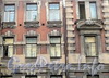 Можайская ул., д. 13. Фрагмент фасада. Фото август 2010 г.