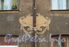 Можайская ул., д. 15. Элемент декора фасада здания. Фото август 2010 г.