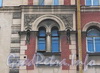 Рузовская ул., д. 29. Фрагмент фасада. Фото май 2010 г.
