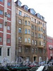 Петрозаводская ул., д. 10. Фасад здания. Фото сентябрь 2010 г.