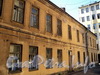 Смоленская ул., д. 21, лит. Б. Аварийный флигель. Фото июль 2010 г.