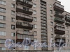 Ул. Маршала Говорова, д. 16. Фрагмент фасада жилого дома. Фото март 2011 г.