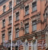 3-я Советская ул., д. 48. Фрагмент фасада здания. Фото март 2011 г.