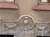 10-я Советская ул., д. 14. Фрагмент оформления фасада. Фото март 2011 г.