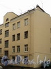 Мариинская ул., д. 7. Фрагмент фасада здания. Фото апрель 2011 г.