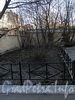 Ул. Писарева, д. 1. Палисадник. Фото апрель 2011 г.