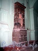 Ул. Писарева, д. 14. Камин в холле лицевого корпуса. Фото апрель 2011 г.