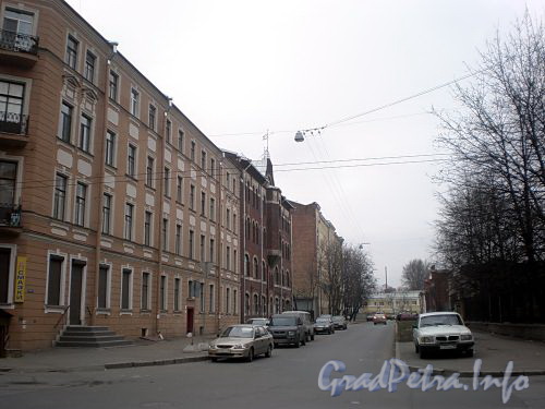 Перспектива Бобруйской улицы от улицы Комиссара Смирнова. Фото декабрь 2009 г.