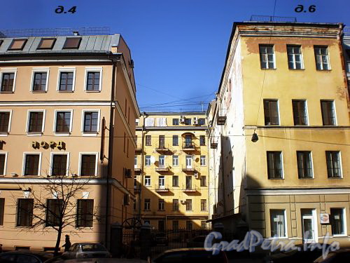 Дома 4 (правый корпус) и 6 по Артиллерийской улице и дом 3 по улице Рылеева. Вид с Артиллерийской улицы. Фото апрель 2010 г.