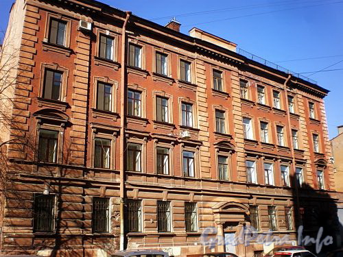 Артиллерийская ул., д. 10. Фасад здания. Фото апрель 2010 г.