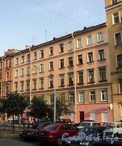 Захарьевская ул., д. 11. Фасад здания. Фото июль 2010 г.