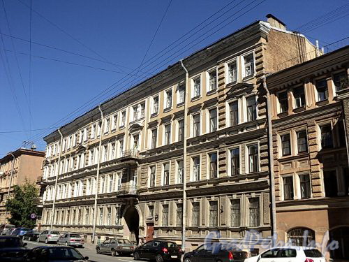 Ул. Радищева, д. 5-7. Фасад лицевого флигеля. Фото июль 2010 г.