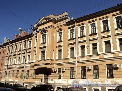 Ул. Радищева, д. 33. Фасад здания. Фото июль 2010 г.