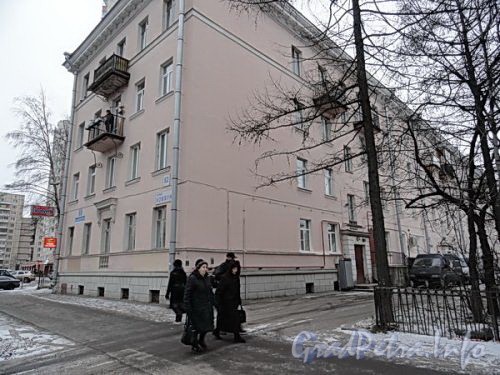 Ул. Коммуны, д. 52. Общий вид здания. Фото 2010 г.
