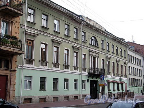 Гагаринская ул., д. 16. Фасад здания. Фото сентябрь 2010 г.