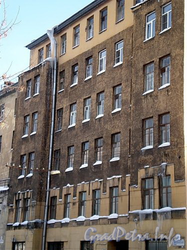 Смоленская ул., д. 21. Фасад лицевого корпуса. Фото февраль 2010 г.