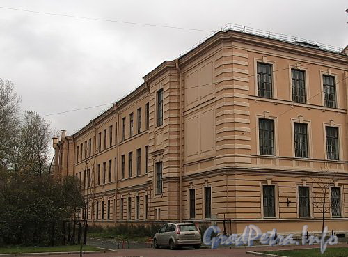 Лафонская улица, дом 1 (ул. Пролетарской Диктатуры, д. 1). Боковой фасад. Фото октябрь 2010 г.
