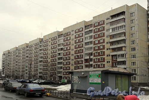 Ул. Щербакова, д. 4. Общий вид жилого дома. Фото апрель 2011 г.