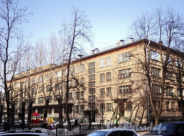 Очаковская улица, дом 2а, литера Б. Общий вид. Фото апрель 2011 г.
