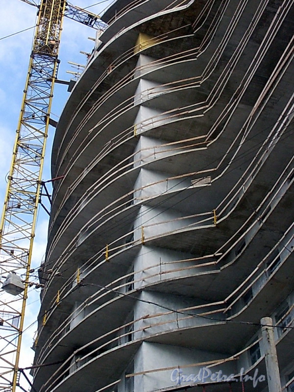 Строительство жилого комплекса «Аврора». Фото июль 2004 г.
