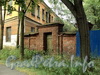 Инструментальная ул., д. 1. Фрагмент старой ограды. Фото август 2010 г.